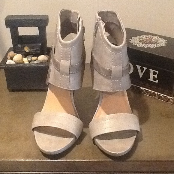 "SOLD" Speed Limit 98 Cut Out Strap Sandal - Picture 3 of 4