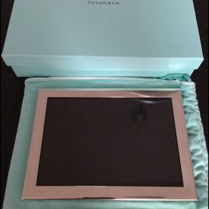 Auth Tiffany & Co picture frame in pewter