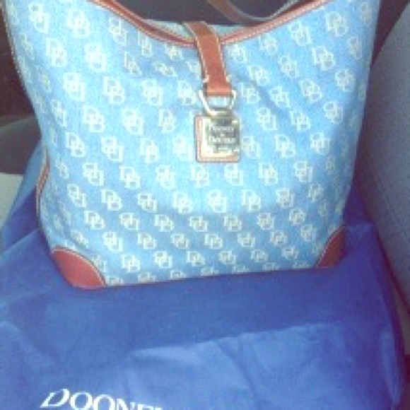 Dooney & Bourke Handbags - 💢SOLD :)))) 💢Dooney & Bourke