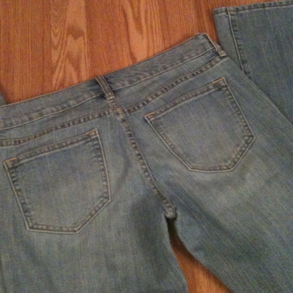 SOLD PRICE REDUCED!! Old Navy Jeans - Picture 1 of 2