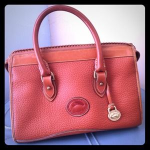 📌Reserved for jizell📌Vintage Dooney & Bourke