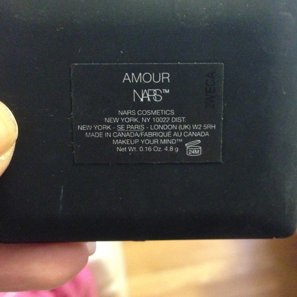 ✨Reserved✨🎀NARS BLUSH IN AMOUR🎀 - Picture 4 of 4
