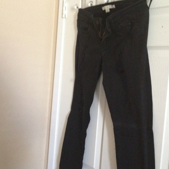 forever 21 size 27 tattered jeans - Picture 3 of 3