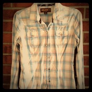 📍📍SOLD📍📍Hollister long sleeve shirt. Size med