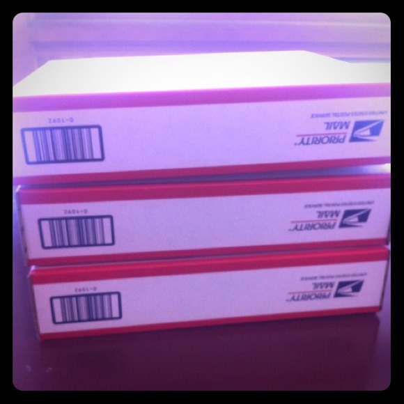 Shipping!!📫📦✂