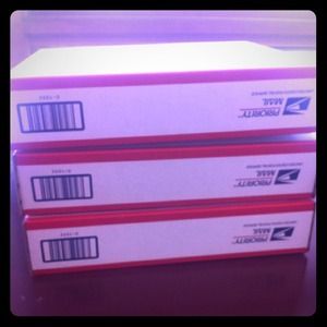 Shipping!!📫📦✂