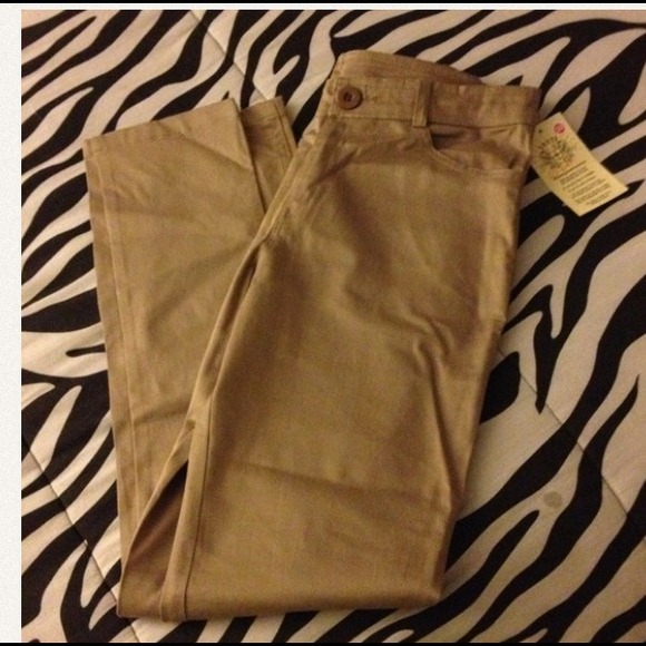 🚫Sold🚫Tan Khaki skinny pants