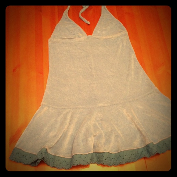 SOLD in bundle - Swimsuit cover up
