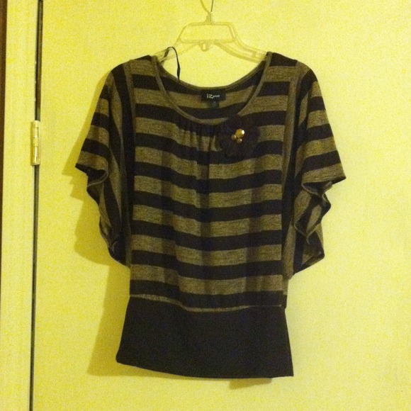 blouse - Picture 1 of 1