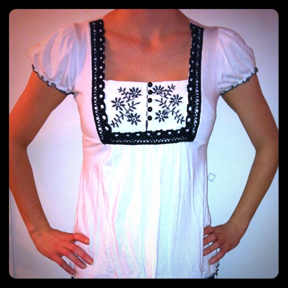 Med but a true small top