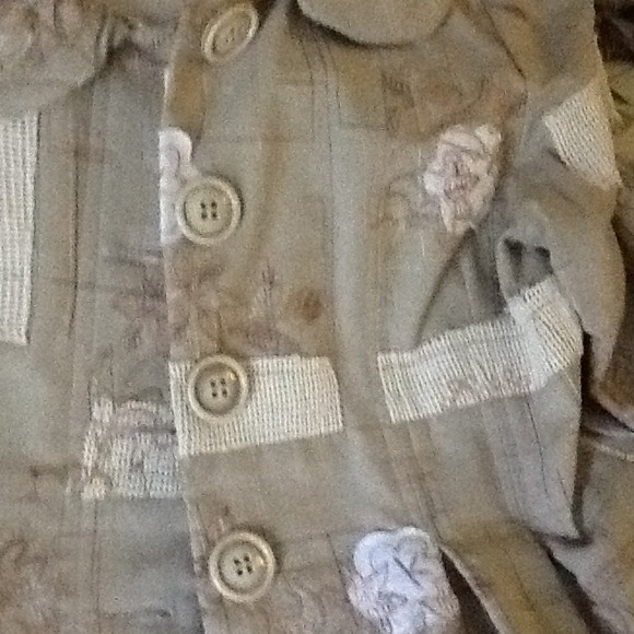 Boho chic jacket. - Picture 2 of 3