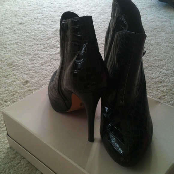 Chic ankle boots - Picture 4 of 4