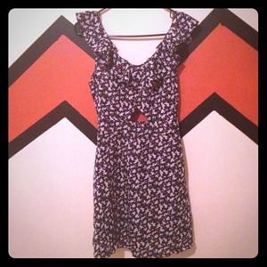 bundle for @claudiacaba