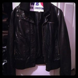 REDUCED URBAN OUTFITTERS LEATHER JACKET