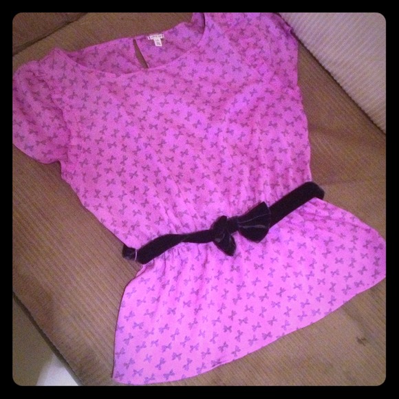 bow print peplum top