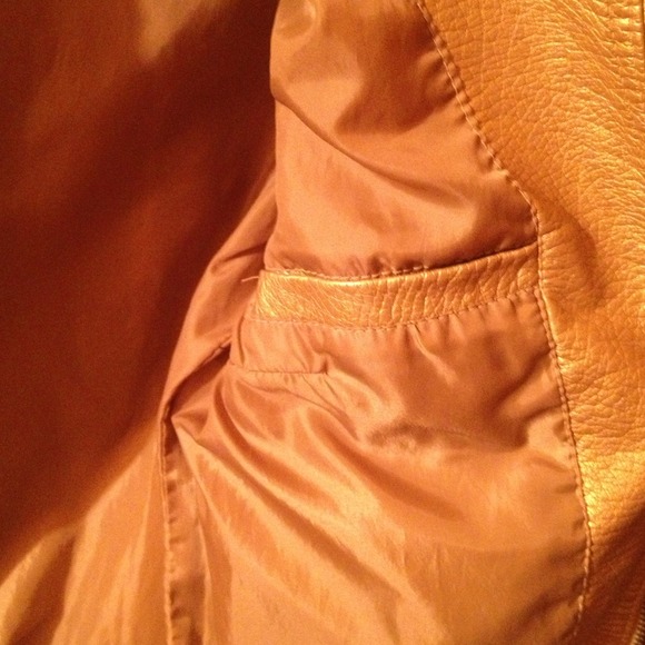 Gold  jacket - Picture 3 of 4
