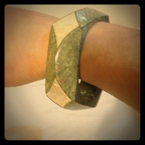 Vintage Inlaid Abalone and Mother of Pearl Bangle
