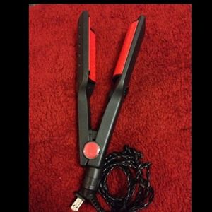 Conair Wet/dry flat iron