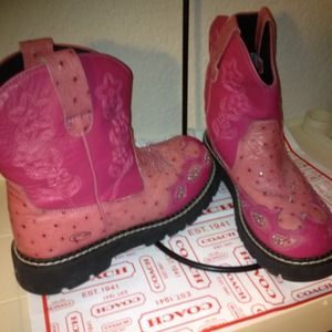 🏁Bundle🏁Pink boots with Eddie Bauer jacket