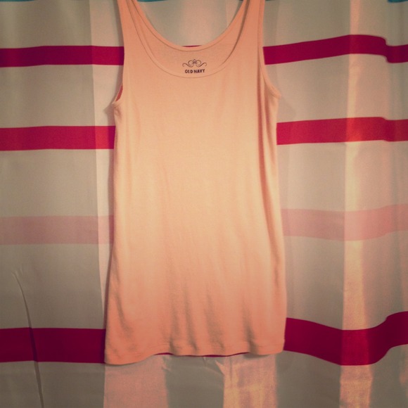 🚫🚫SOLD 🚫🚫 peach tank!