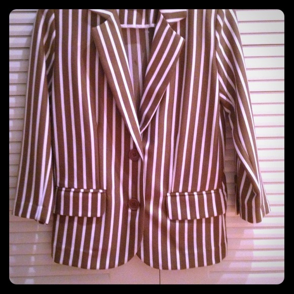 Olivia Moon blazer brown and white blazer size xs