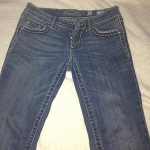 27 boot cut Miss Me jeans