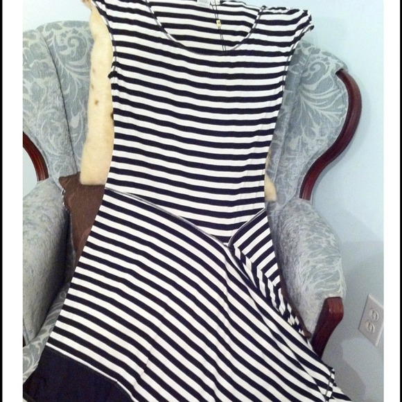 Cream/Black stripe scoop neck asymmetrical dress