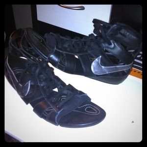 ✂Reduced✂ NIKE black gladiator sandals size 10