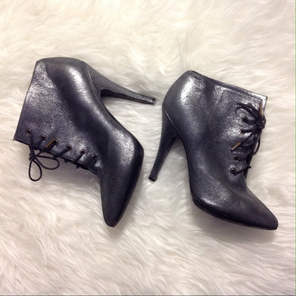 Sigerson Morrison Metallic Leather Booties - Picture 2 of 4