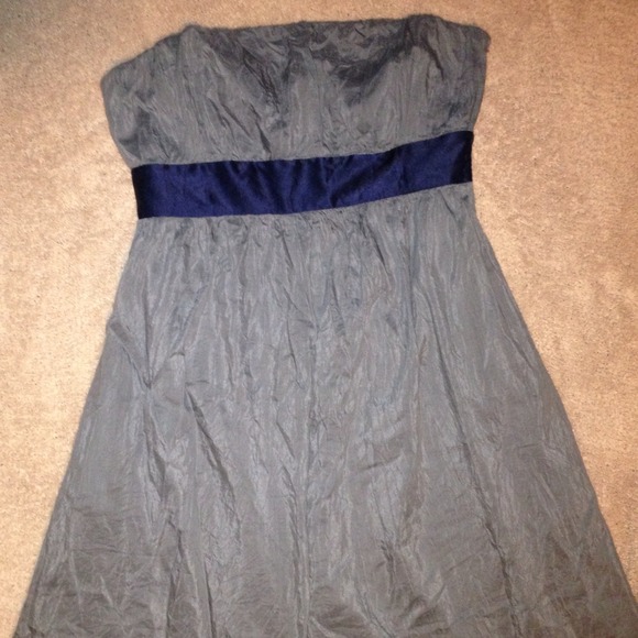 📌Sold📌 Strapless dress
