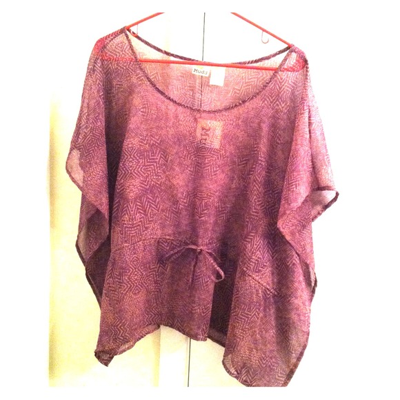 ✅SOLD✅Purple Polyester ZigZag Crop Top w Tie!