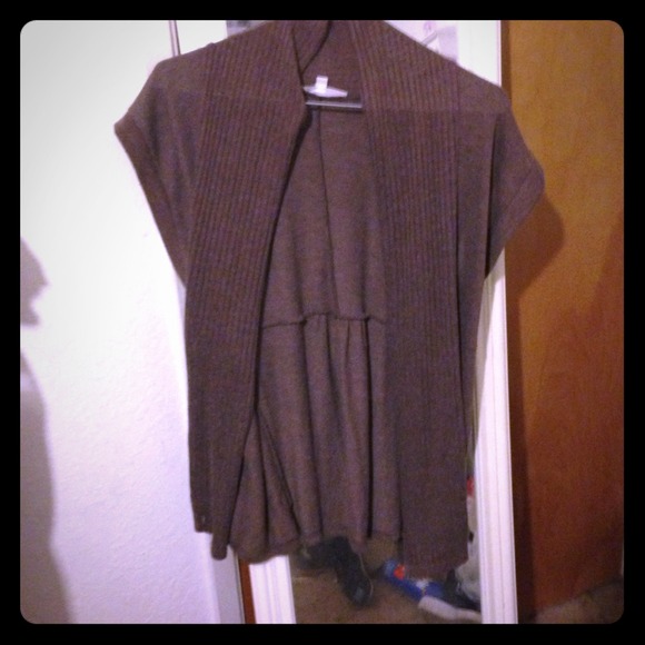 A mauve top.