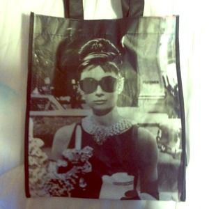 Hepburn bag