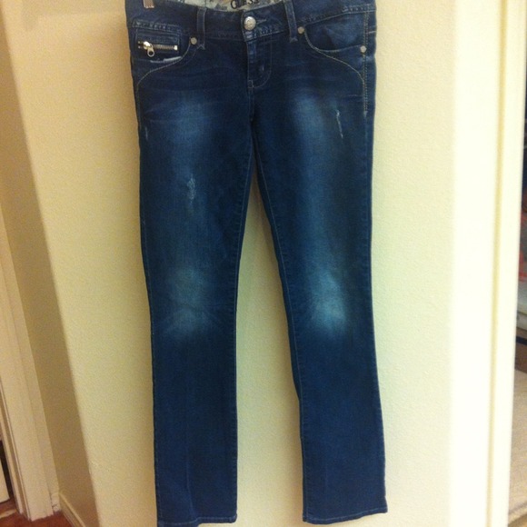 Bundle of   jeans, gap dress and pink leggings