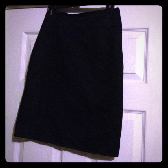 Black pencil skirt