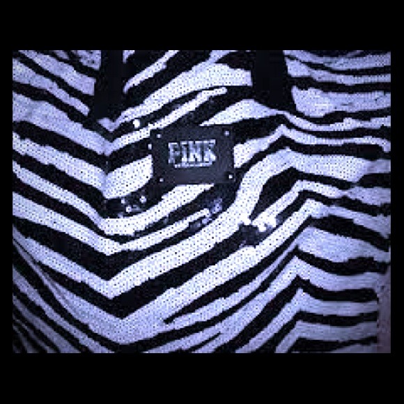 SOLD!!!Vs pink zebra tote