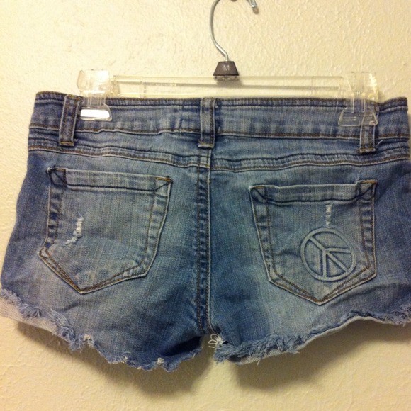 Mud - Picture 2 of 2