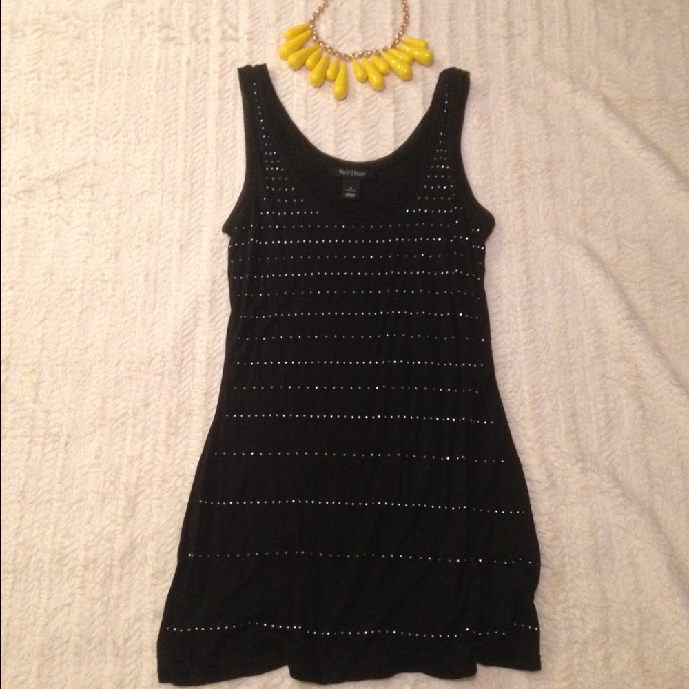 Sale Stone detailed tank