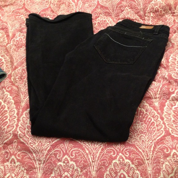 Paige premium denim jeans in black.