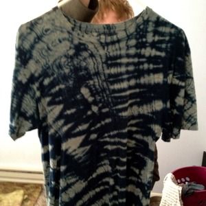 MENS navy blue/light blue tie dye.