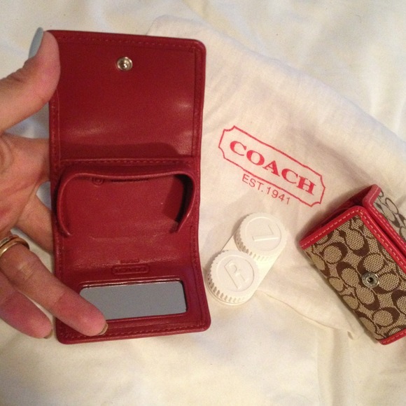 Sold - Picture 3 of 4