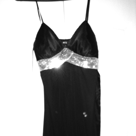 Super fun Black and silver sequin dress