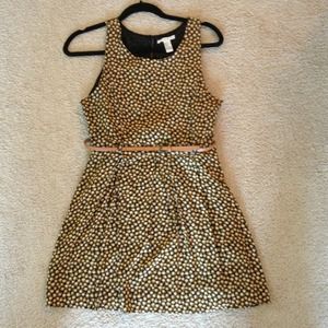 Forever21 Heritge collection apple print dress.