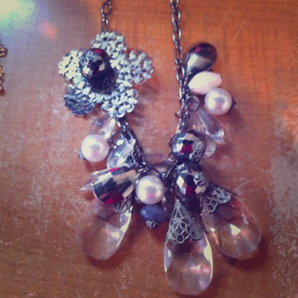 Beautiful Macy's necklace.