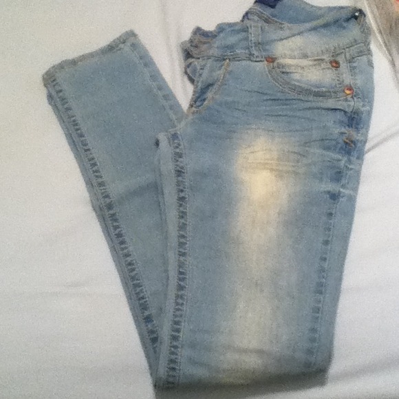 Angel jeans