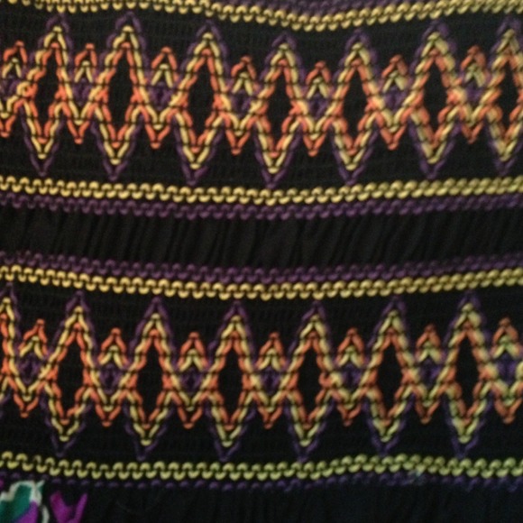 Strapless Aztec print dress - Picture 3 of 4