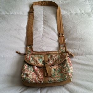 Fossil hand bag