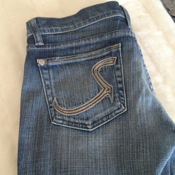 ****Traded****Rock &Republic capris