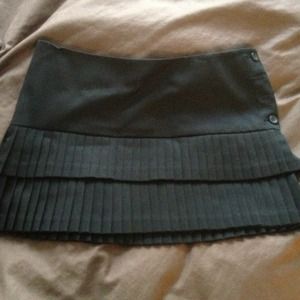 Bebe tiered ruffle skirt!