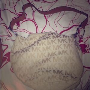 JUST REDUCED Michael kors med signature collection